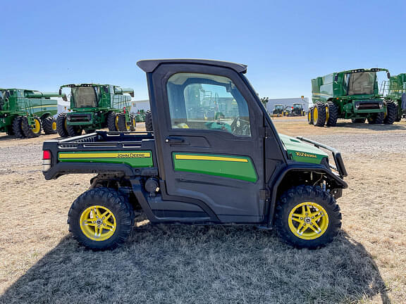 Image of John Deere XUV 835M equipment image 3