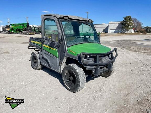 Image of John Deere XUV 835M equipment image 2