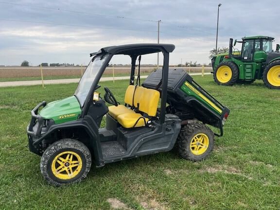 2018 John Deere XUV 835M Equipment Image0