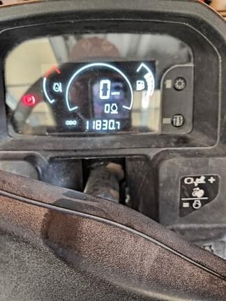 Image of John Deere XUV 835M equipment image 3
