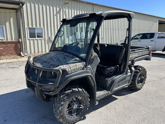 Main image John Deere XUV 835M