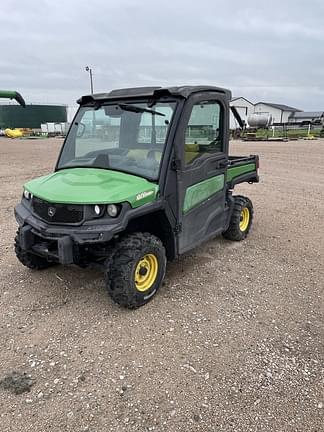 2018 John Deere XUV 835M Equipment Image0