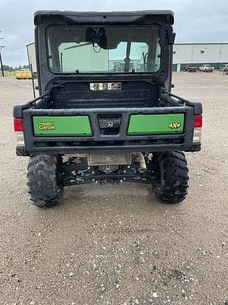 Image of John Deere XUV 835M equipment image 4