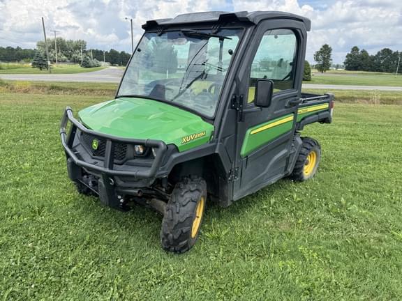 Image of John Deere XUV 835M equipment image 2