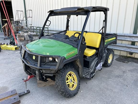 Image of John Deere XUV 835M Primary image