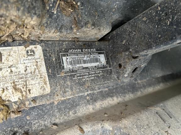 Image of John Deere XUV 835M equipment image 3