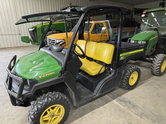 Image of John Deere XUV 835M equipment image 2