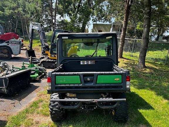 Image of John Deere XUV 835M equipment image 4