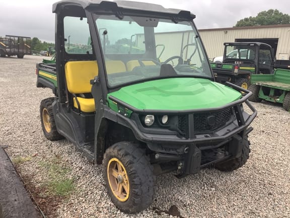 2018 John Deere XUV 835M Equipment Image0