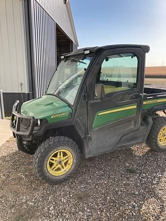 Image of John Deere XUV 835M Primary image