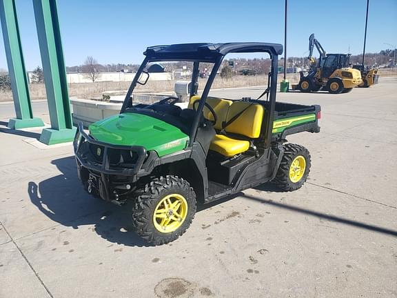 Image of John Deere XUV 835M Primary image