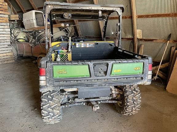 Image of John Deere XUV 835M equipment image 4