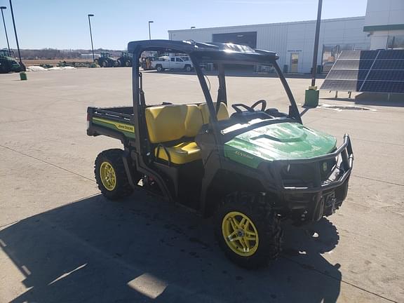 Image of John Deere XUV 835M equipment image 4