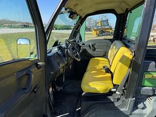 Main image John Deere XUV 835M 11