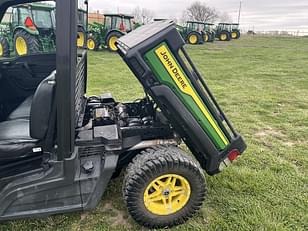 Main image John Deere XUV 835M 26