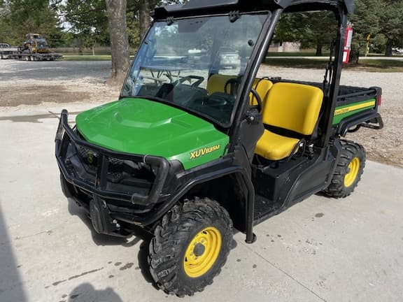 Image of John Deere XUV 835M equipment image 3