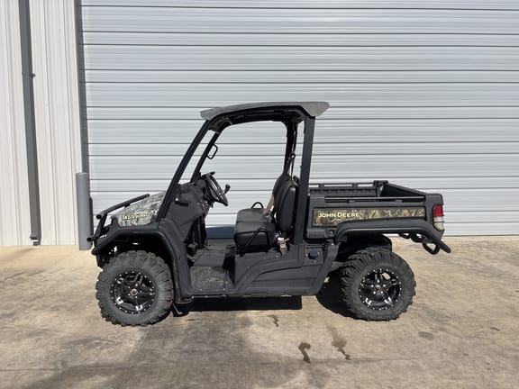 Main image John Deere XUV 835M