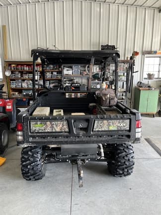 Image of John Deere XUV 835M equipment image 4