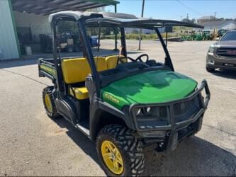 Image of John Deere XUV 835M Image 0