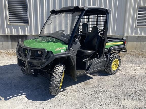 Image of John Deere XUV 835M equipment image 2