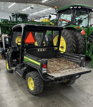 Image of John Deere XUV 835M equipment image 3