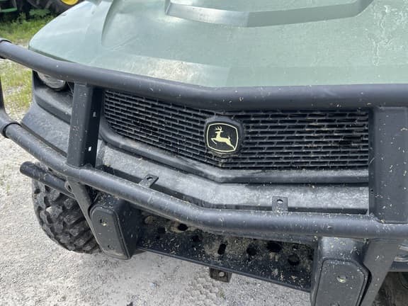 Image of John Deere XUV 835M equipment image 4