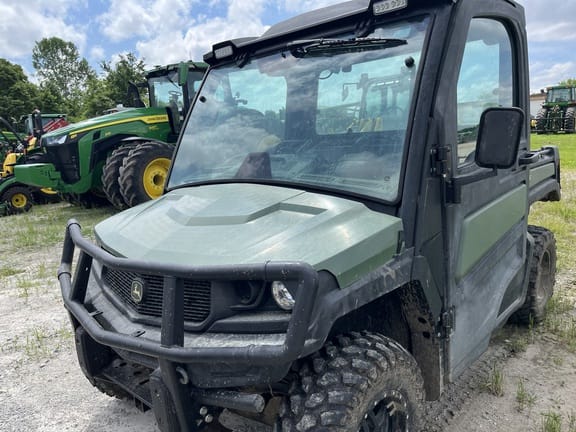 2018 John Deere XUV 835M Equipment Image0