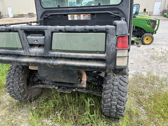 Image of John Deere XUV 835M equipment image 3