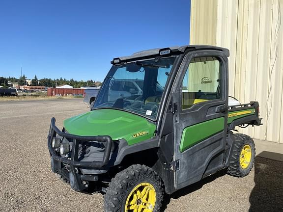 Image of John Deere XUV 835M Primary image