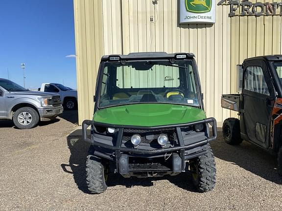 Image of John Deere XUV 835M equipment image 1