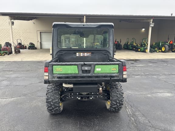 Image of John Deere XUV 835M equipment image 4