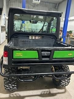 Image of John Deere XUV 835M equipment image 2