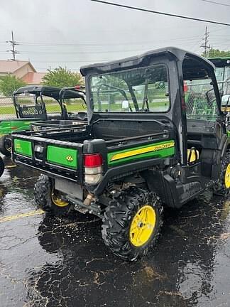 Image of John Deere XUV 835M equipment image 2