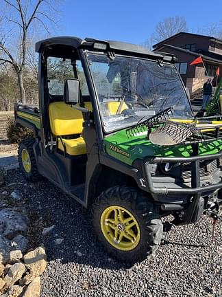 Image of John Deere XUV 835M equipment image 4