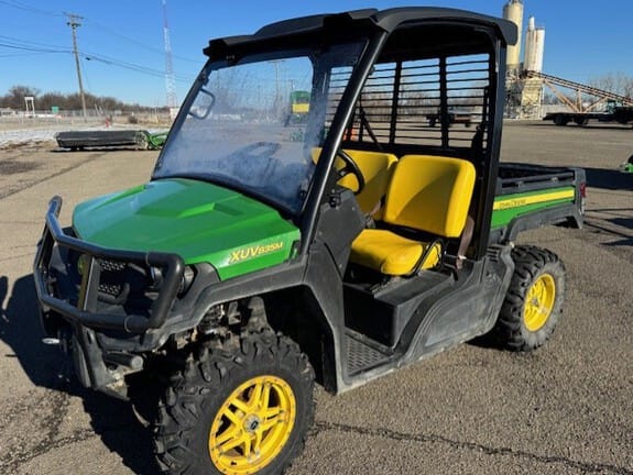 Main image John Deere XUV 835M