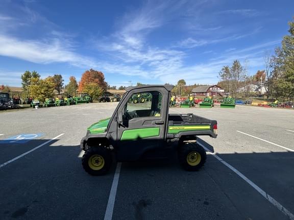 Image of John Deere XUV 835M equipment image 4
