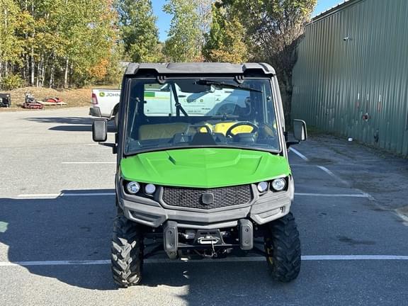 Image of John Deere XUV 835M equipment image 1