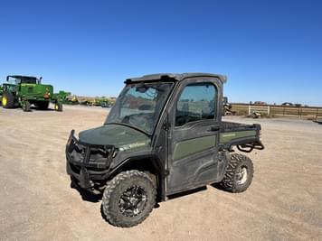 Main image John Deere XUV 835M