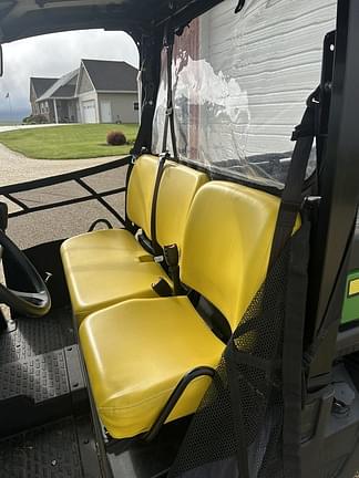 Image of John Deere XUV 835M equipment image 2