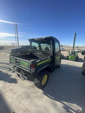 Image of John Deere XUV 835M equipment image 3