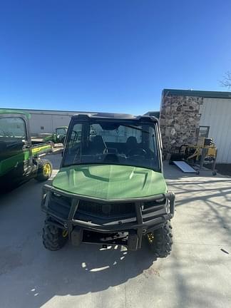 Image of John Deere XUV 835M Primary image