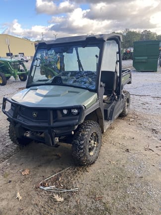 2018 John Deere XUV 835M Equipment Image0