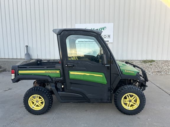 Image of John Deere XUV 835M equipment image 1