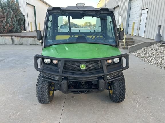 Image of John Deere XUV 835M equipment image 4