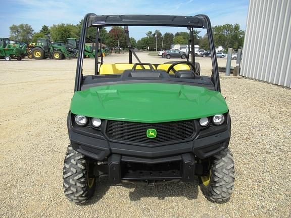 Image of John Deere XUV 835M equipment image 3