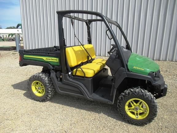 Image of John Deere XUV 835M Primary image