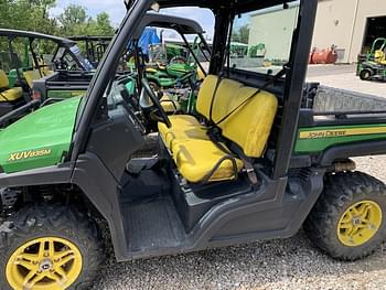 2018 John Deere XUV 835M Equipment Image0