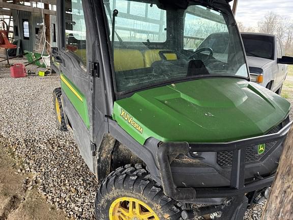 Image of John Deere XUV 835M equipment image 2