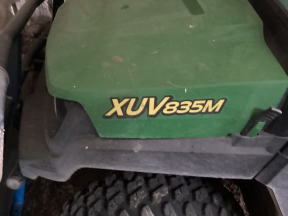 Image of John Deere XUV 835M equipment image 3