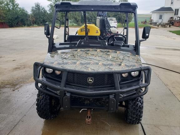 Image of John Deere XUV 835M equipment image 1